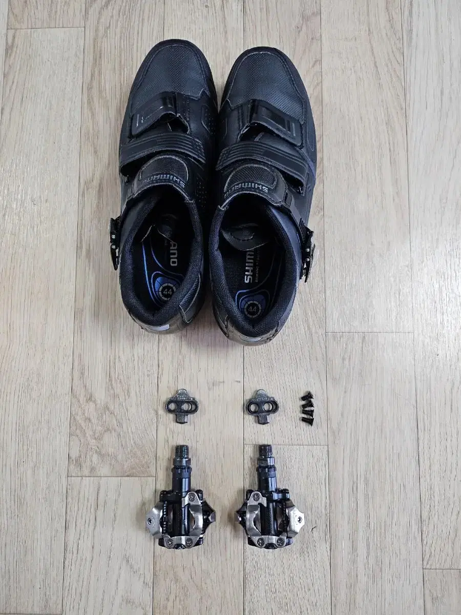 Sell bike cleats(44) & cleat lunges