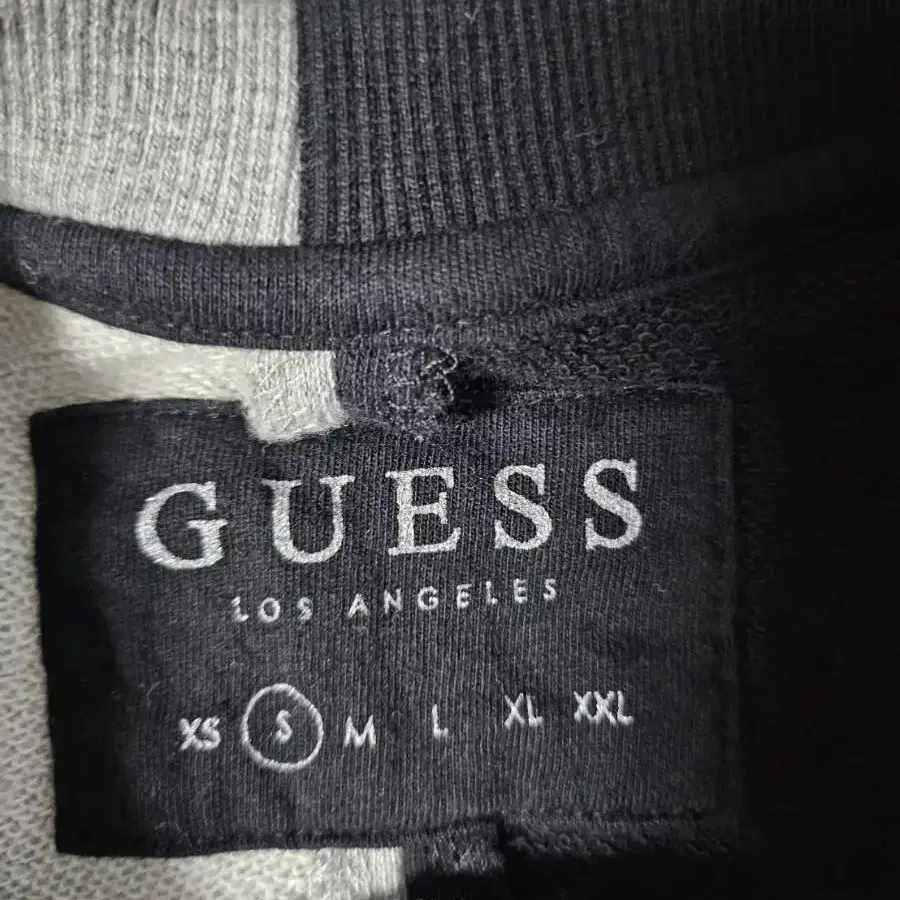 게스 guess 긴팔티셔츠 맨투맨 라운드티셔츠 S