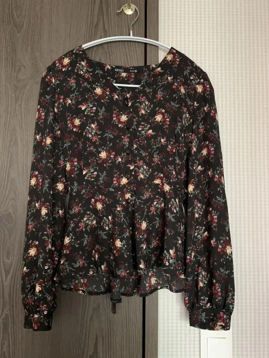 New product) Missy blouse