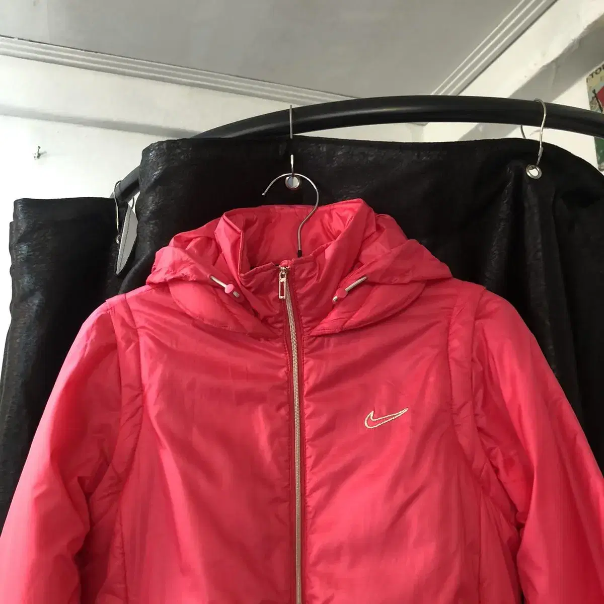 Vintage Nike golf pink hood padding