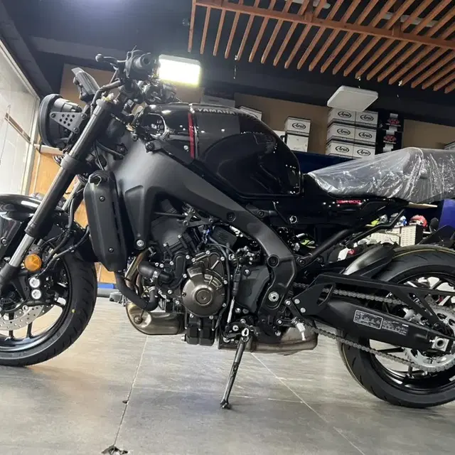 2022년식 야마하 XSR900 미드나이트 블랙 신차 판매합니다