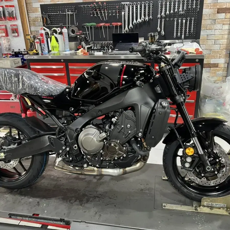 2022년식 야마하 XSR900 미드나이트 블랙 신차 판매합니다