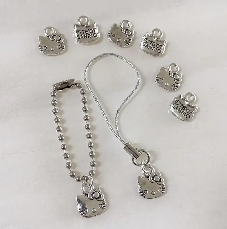 Discount! Hello Kitty Kitty Silver Mini Keyring Strap