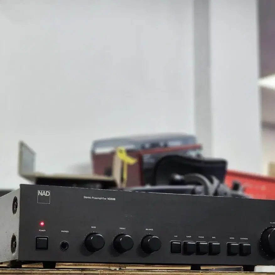 NAD 1020B 프리앰프 팝니다.