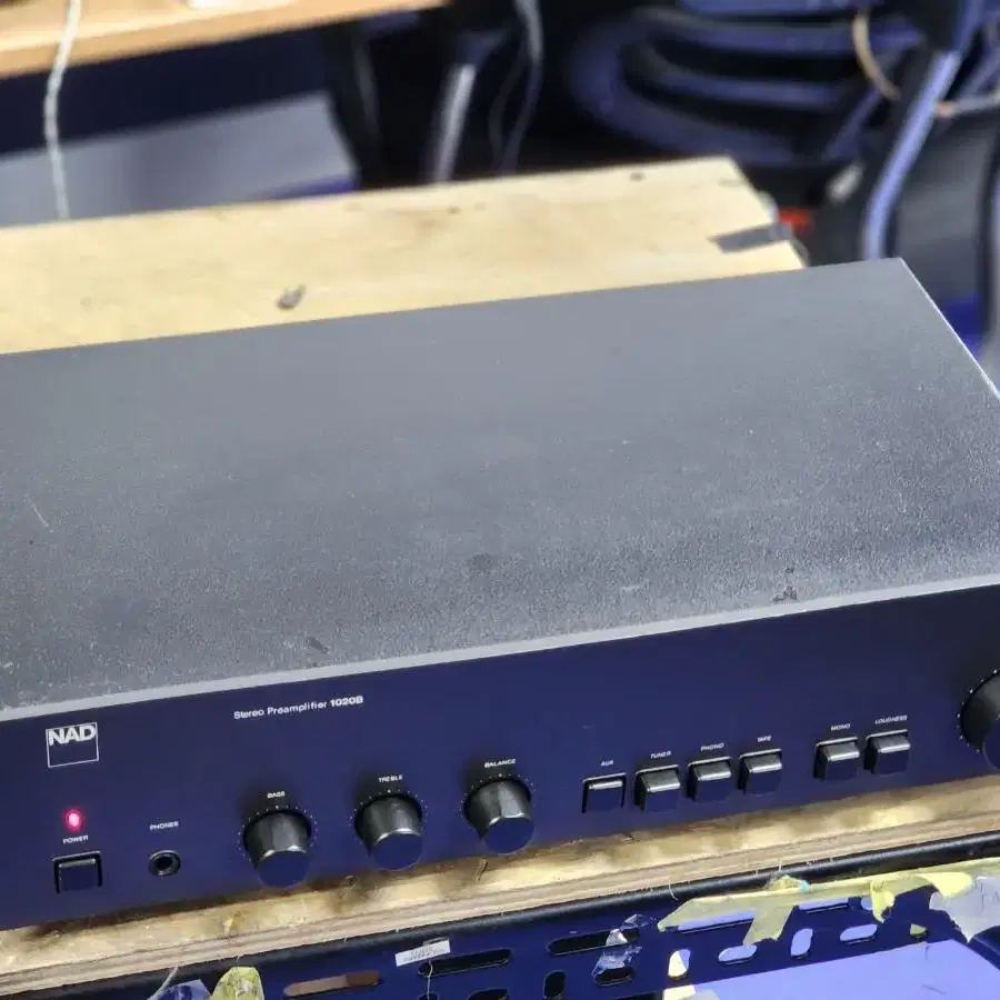 NAD 1020B 프리앰프 팝니다.