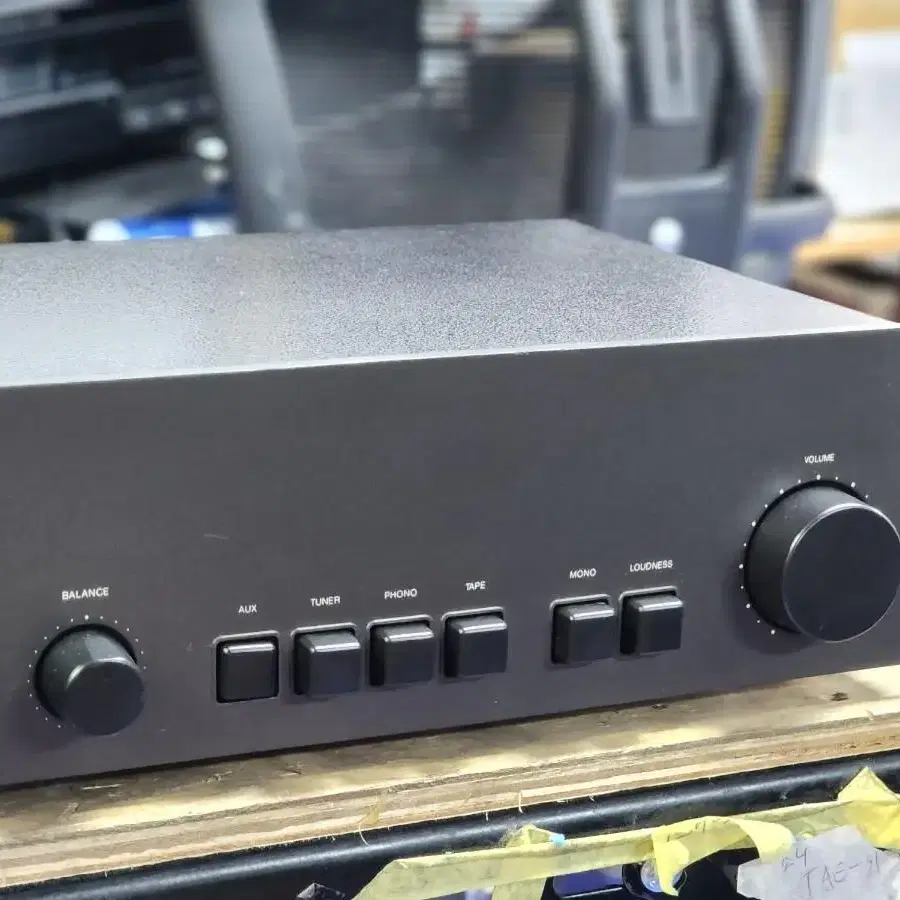 NAD 1020B 프리앰프 팝니다.