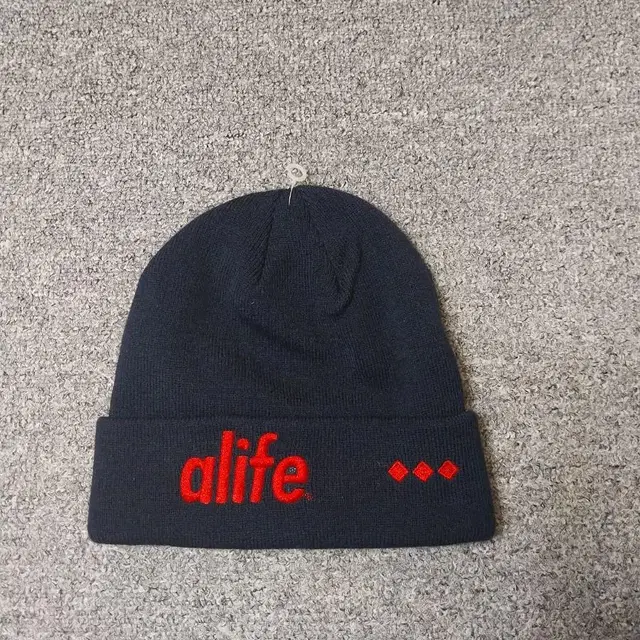 ALIFE 다이아몬드 비니