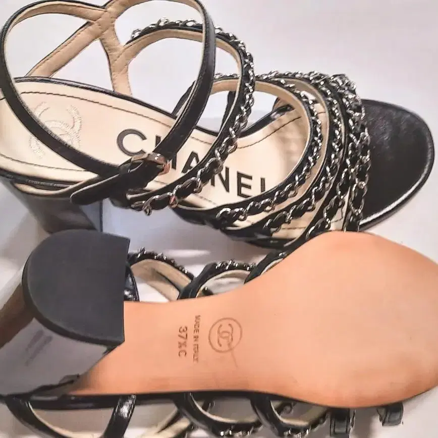 샤넬 샌달 고급 구두 Chanel Shoes 정품샌들