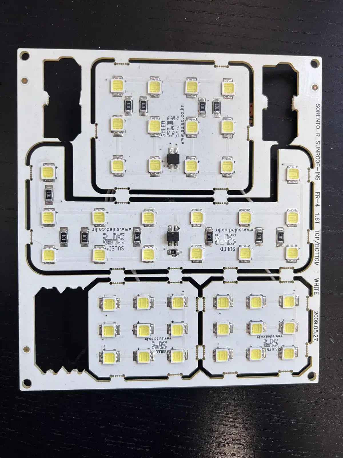 쏘렌토R LED 실내등 PCB기판 (썬루프O)