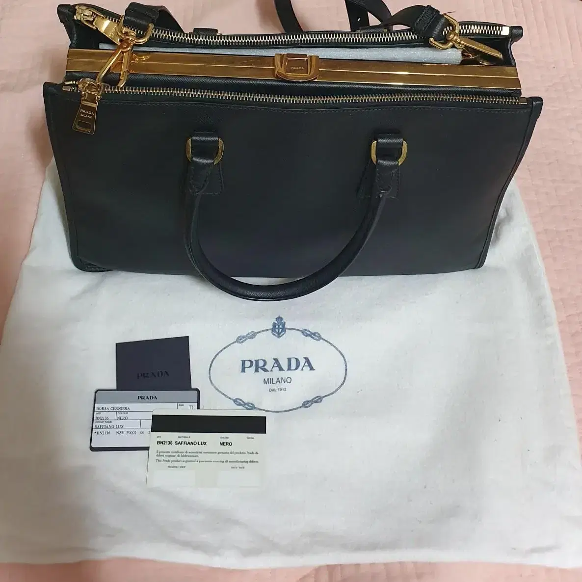 (남여공용)정품 PRADA 프라다 사피아노 럭스 토트 겸 숄더백