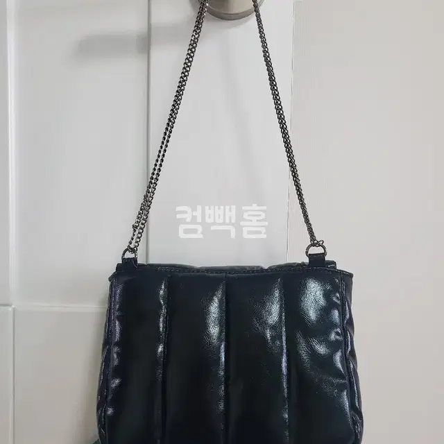 (새상품) 메종크렘 Metalic chain bag_ Black