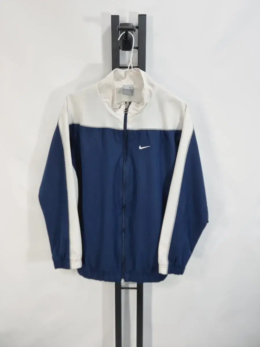 Nike Old School Windbreaker Woven Jacket