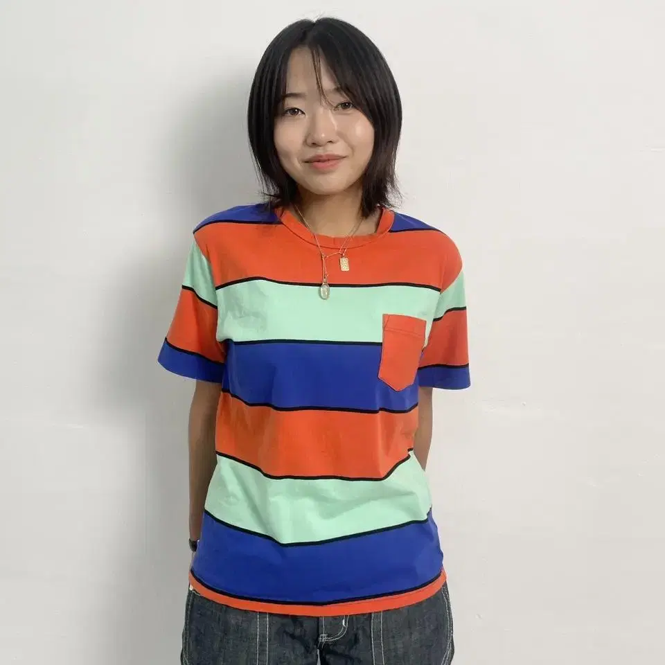 big stripe pattern pocket t-shits