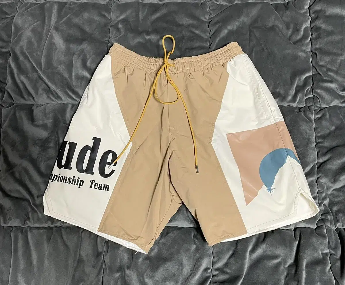 Rhude 루드 반바지 게임쇼츠 s 베이지