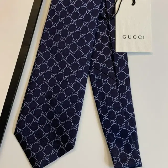 (새상품) 구찌(GUCCI) GG모노그램 명품넥타이 신형라벨 실크정장타이