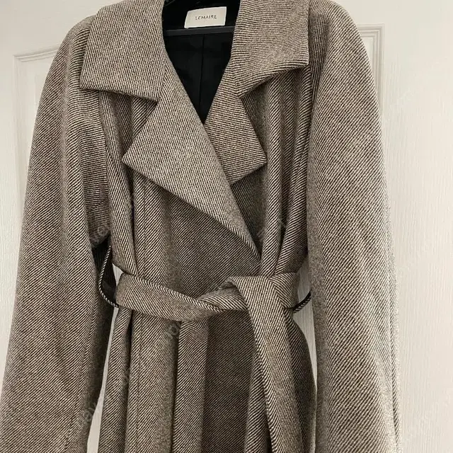 Lemaire Asymetrical Wool Wrap Coat (34)