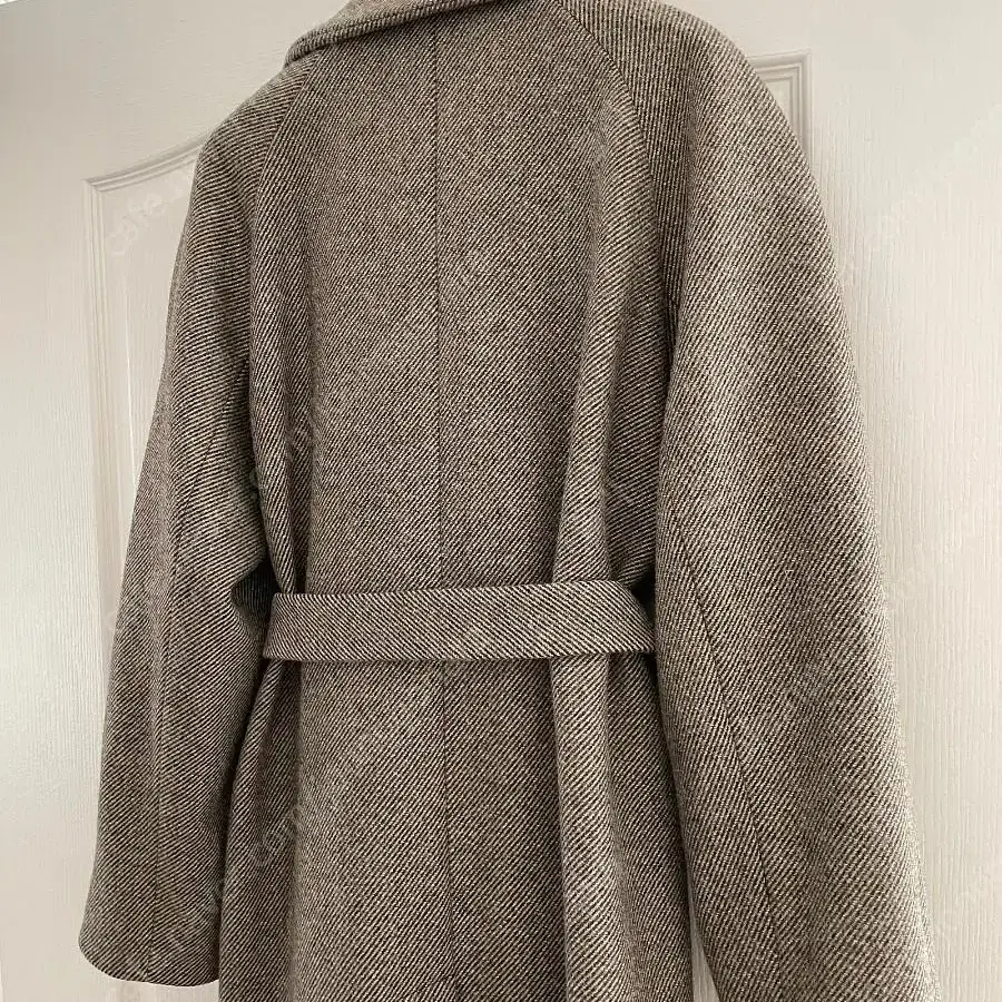 Lemaire Asymetrical Wool Wrap Coat (34)