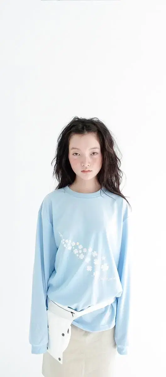 샵페어리 lucky squad long top (blue)