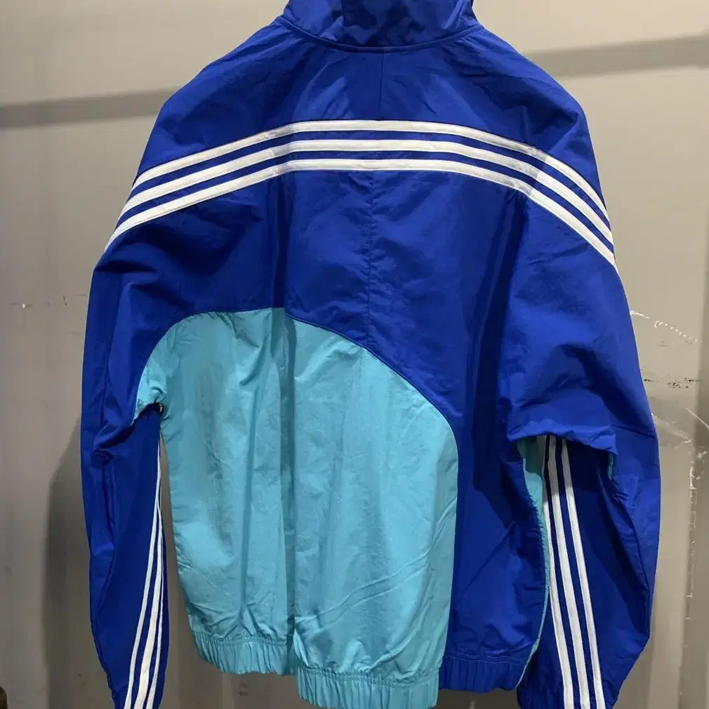 ADIDAS 아디다스 국내미발매 레글런 트랙탑 새상품 Lsize(105)