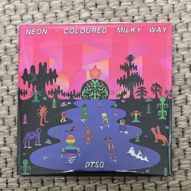 DTSQ - Neon-Coloured Milky Way CD 팝니다.