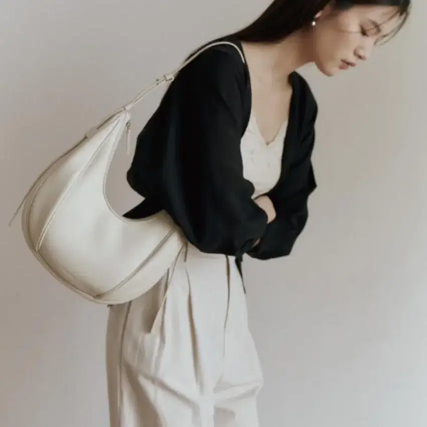 폴뉴아 오벌백 플레인 / folnua oval bag