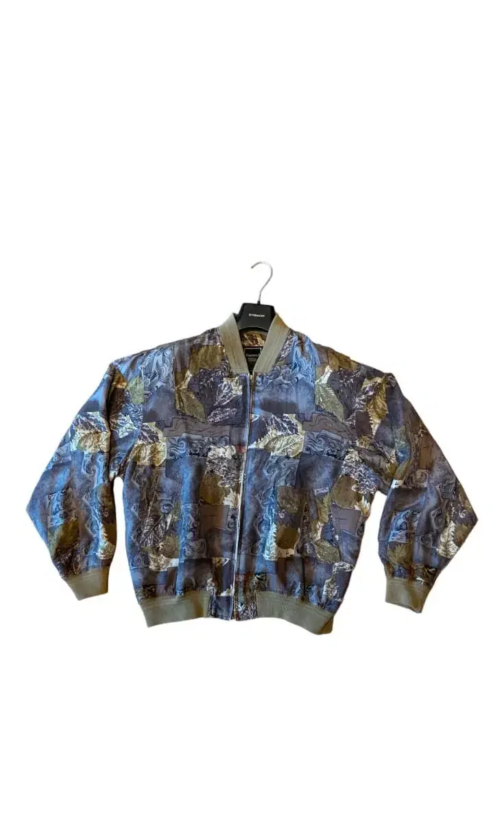 Leaf Pattern Bomber