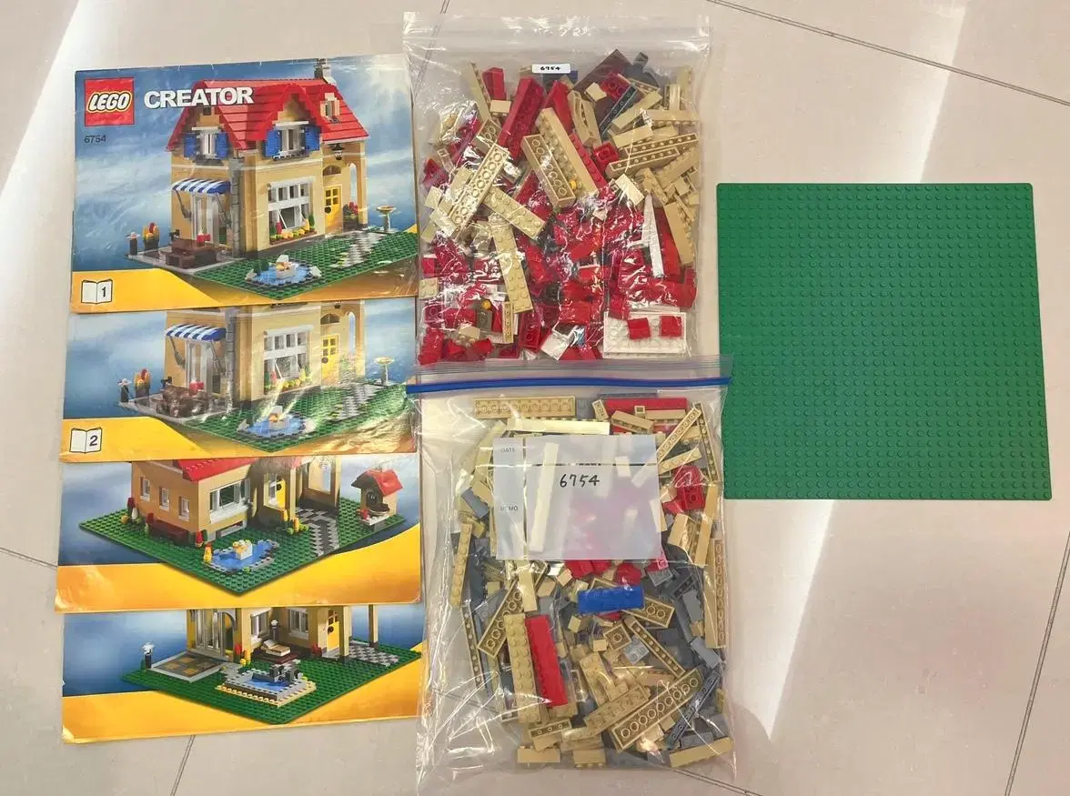 LEGO Creator Family Home 6754