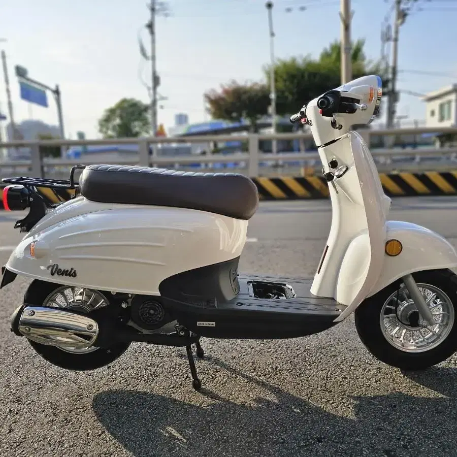 50cc 클래식스쿠터 이쁜 베니스50 12개월 최장36개월 무