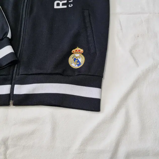 ADDIDAS jersey