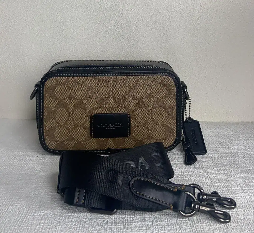 코치 COACH CM109 cpn 남자 가방 와이어트 크로스백