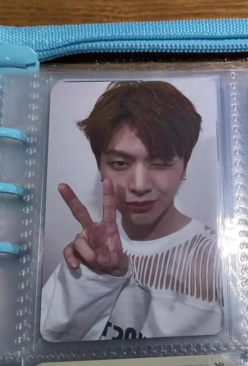 BTOB Yook Sungjae, lee changsub photocard is selling!(price dropped)