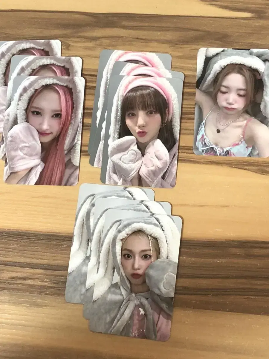 el7z up everline (bunny hat) unreleased photocard