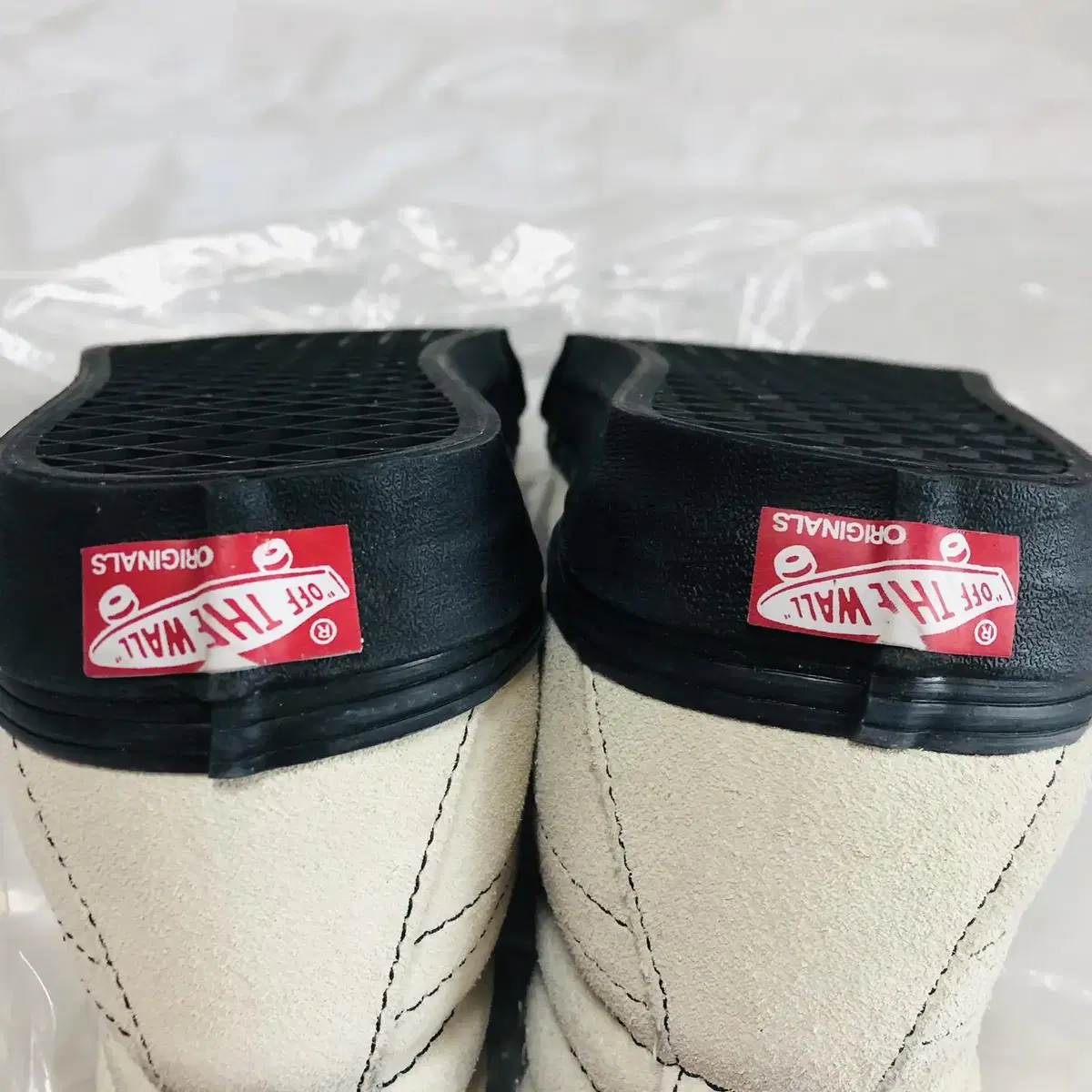 <RARE> 고샤루브친스키 X 반스 Sk8-Hi (270)