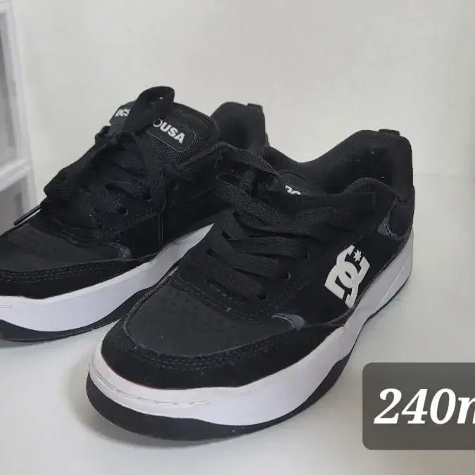 DC SHOES 판매합니다