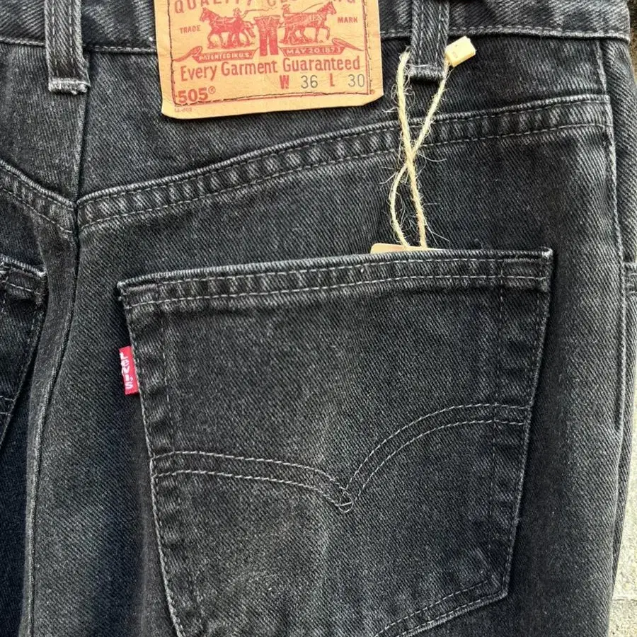 90s 505 Vintage Levis(33)