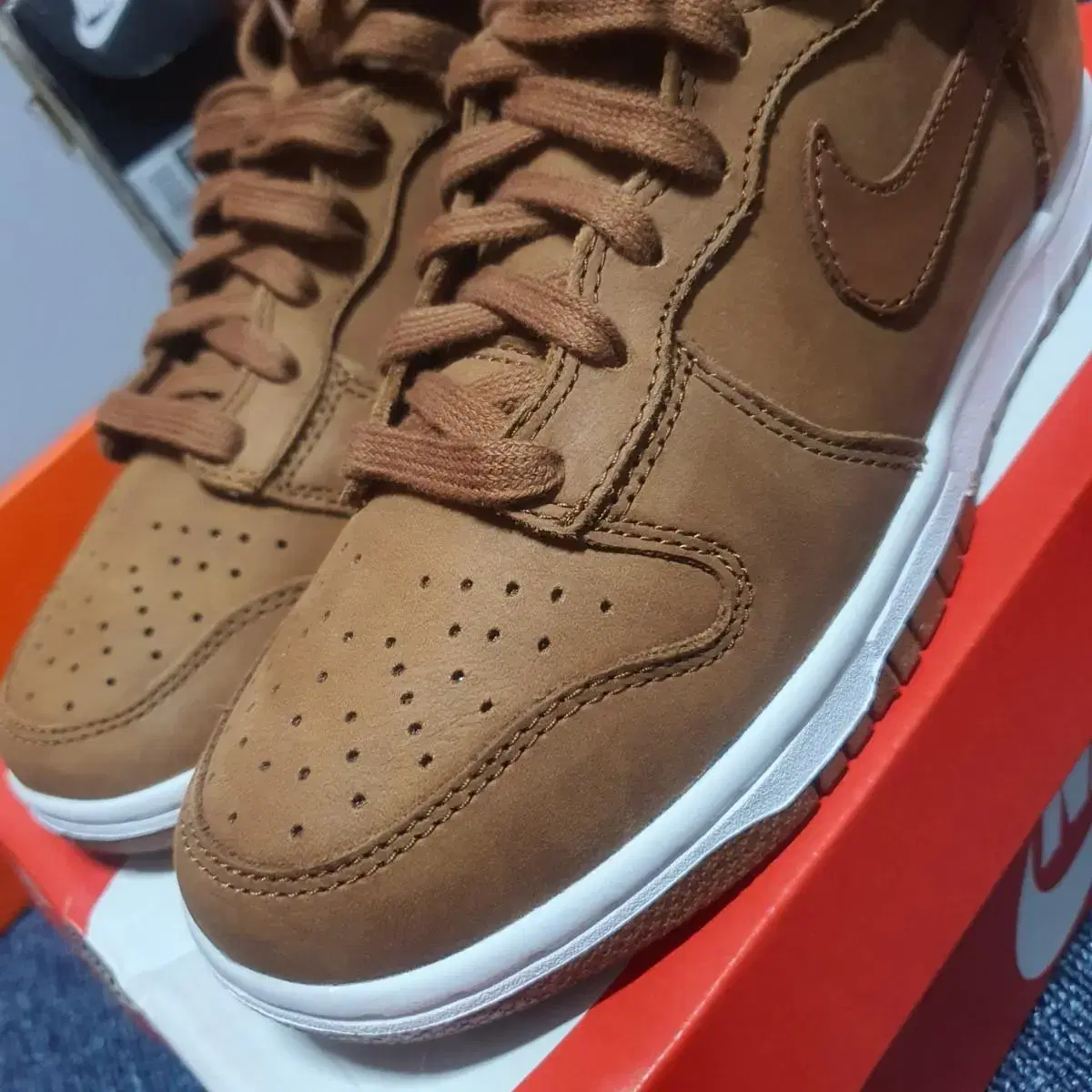 나이키덩크 w nike dunk high prm mf 230사이즈 판매