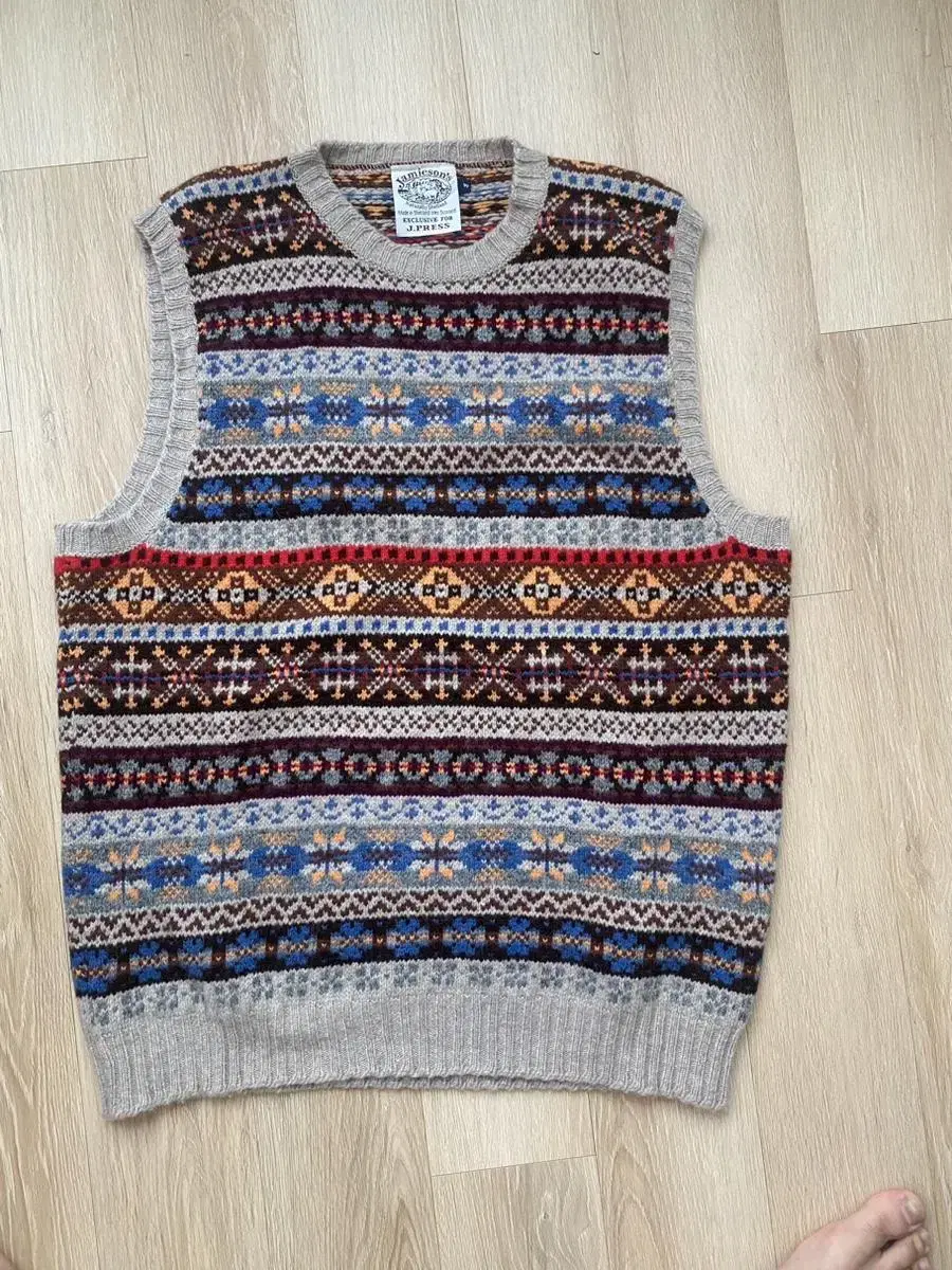 Jamieson's Dresses Fair Isle Vest