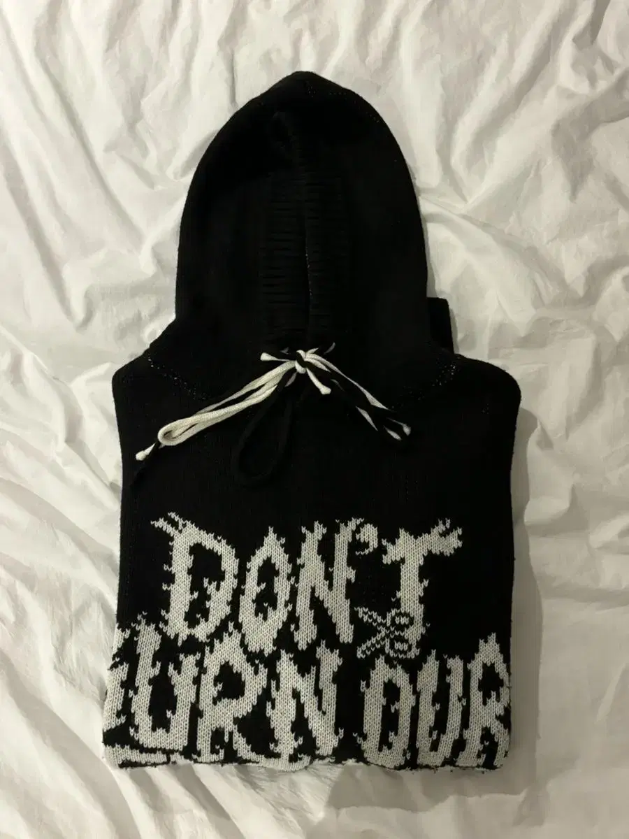 Azobaiazo Knit Hoodie