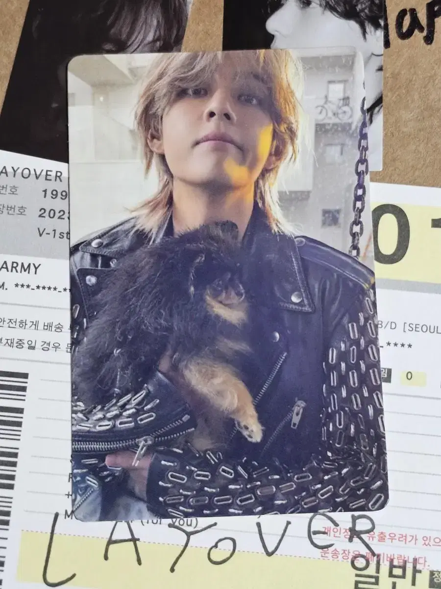 v pre-order benefit photocard (US Weavers)