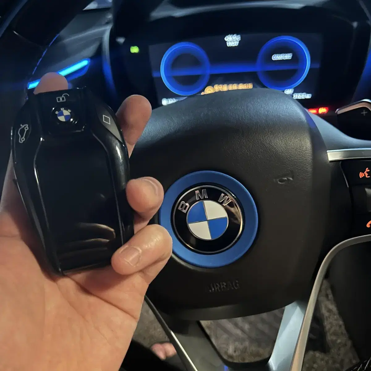 BMW 자동차키의 모든것 최신형 디스플레이키로 맞춤 가능