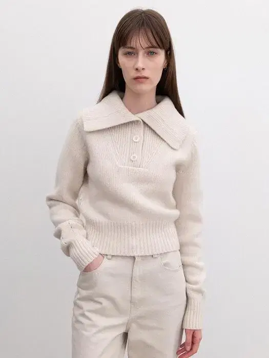 Le le open kara button knit