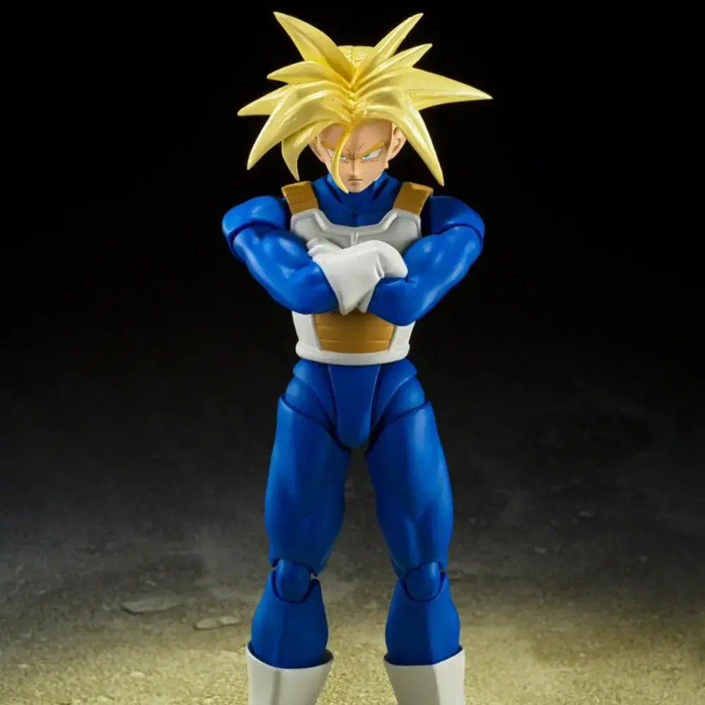 ZGL [Free Shipping] SHF Trunks Super Saiyan Dragon Ball Figure Farm.(VAN DAI)