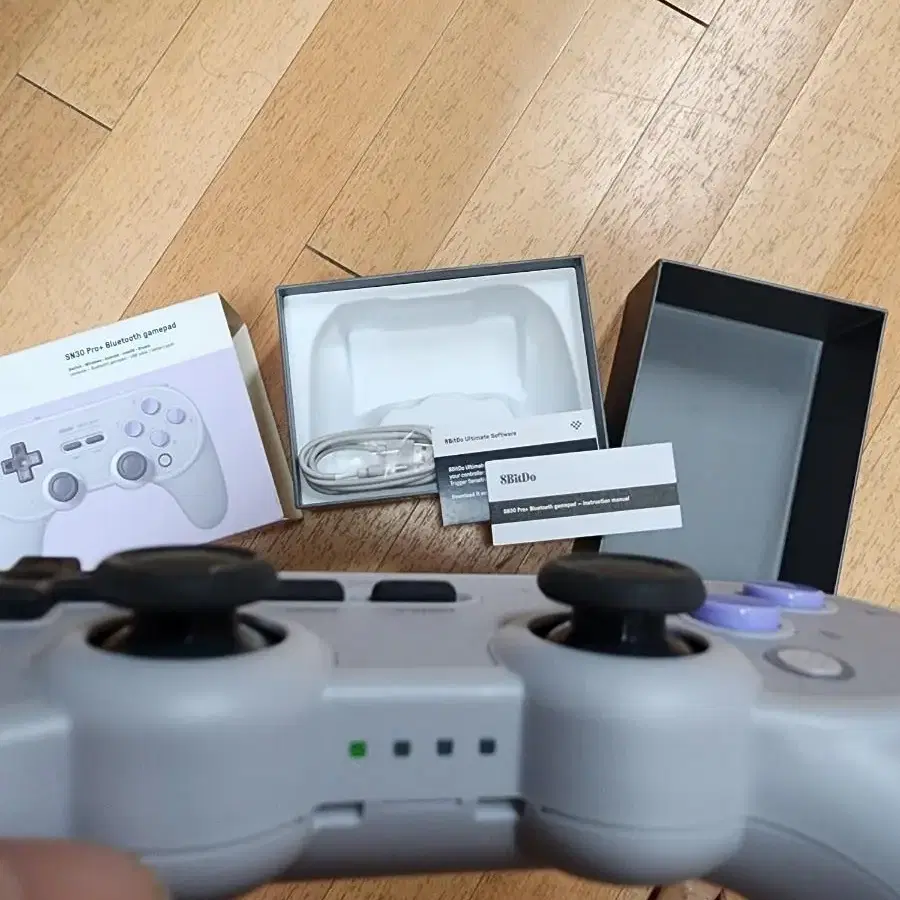 8bitDo SN30 PRO+ #SN30+,#무선게임패드,#게임패드,#XBOX,#닌텐도 on Bunjang Global Site.