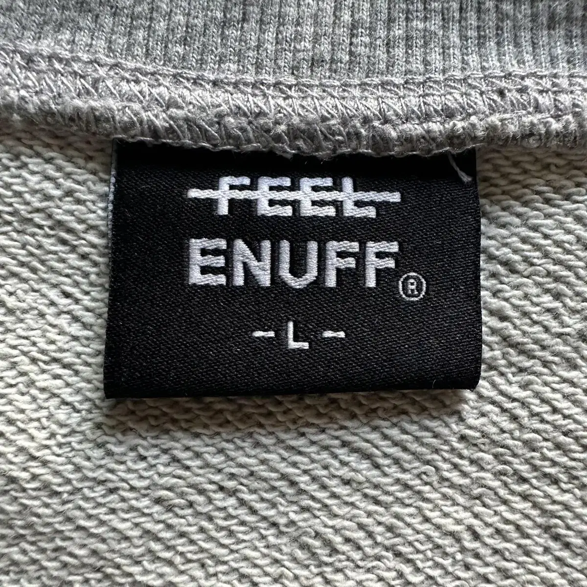 [L] 17FW 필이너프 FEEL ENUFF 십자가 네버다이 맨투맨