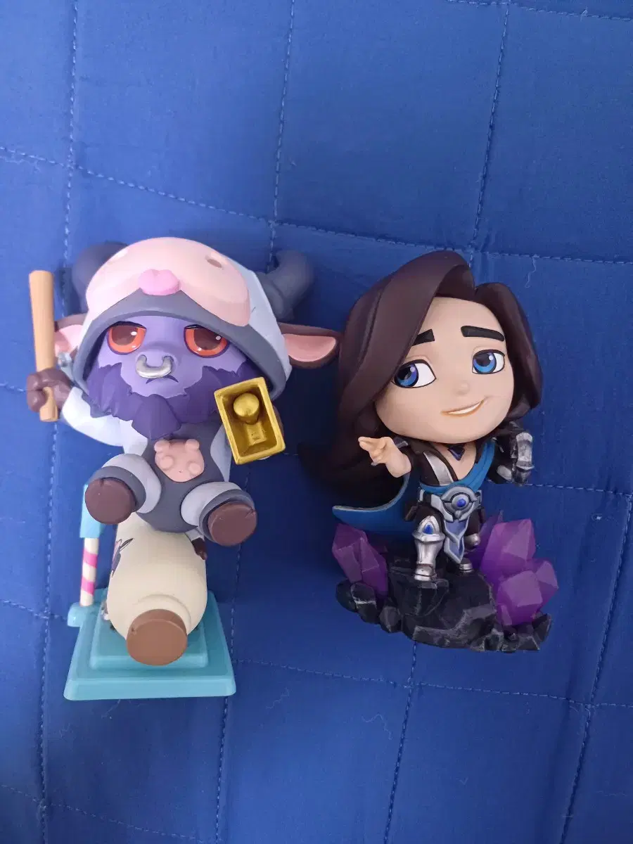 League of Legends Figures