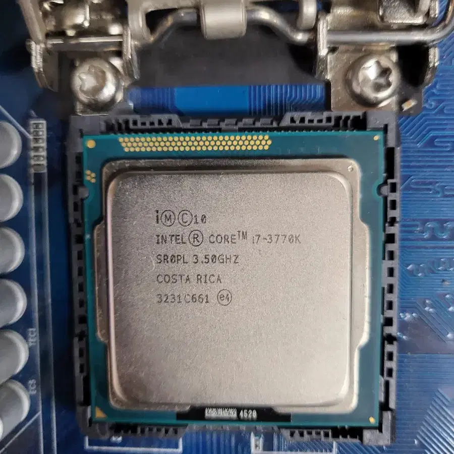 인텔 I7 3770K 1155소켓  3세대 CPU 1155소켓