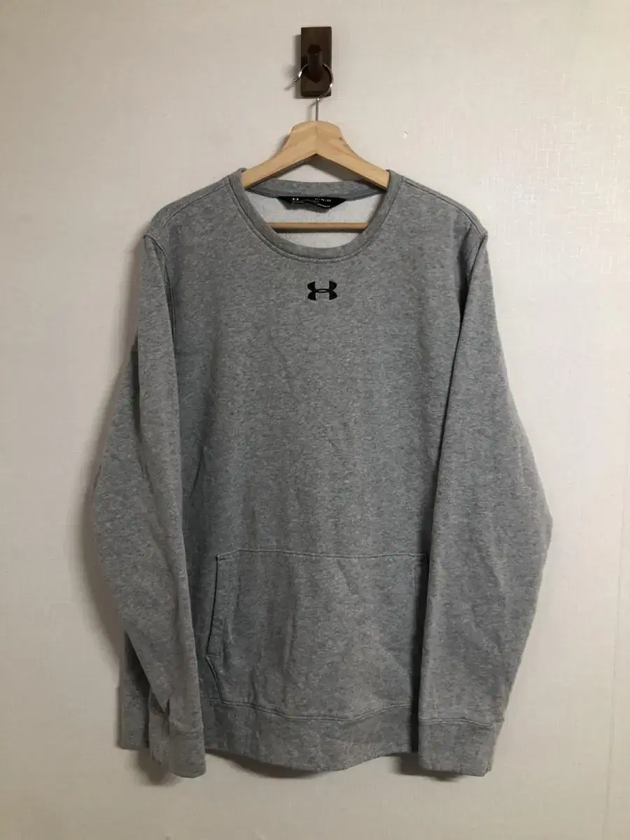 (XL) Under Armour Brushed Top