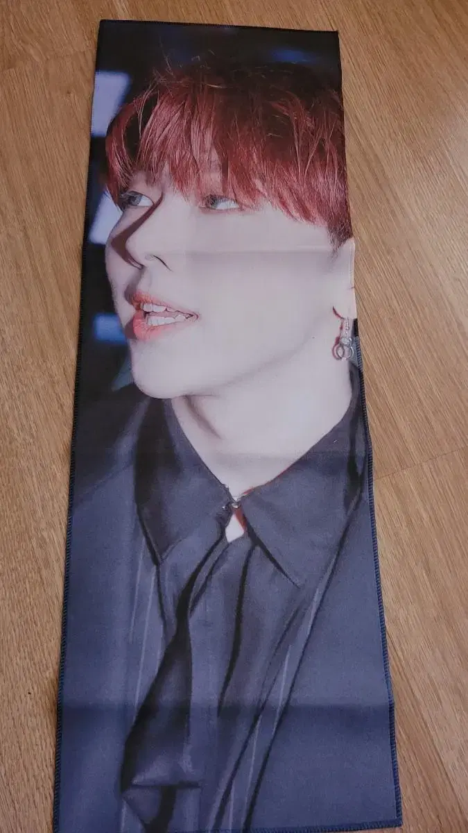 Taehyun Noh hologram slogan WTS