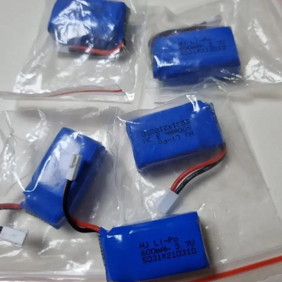 드론 배터리600mAh 3.7v