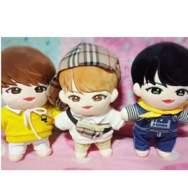 (Unsealed) park woojin doll 3Pairs of shoes 20cm + pre-order benefit set / Wanna One